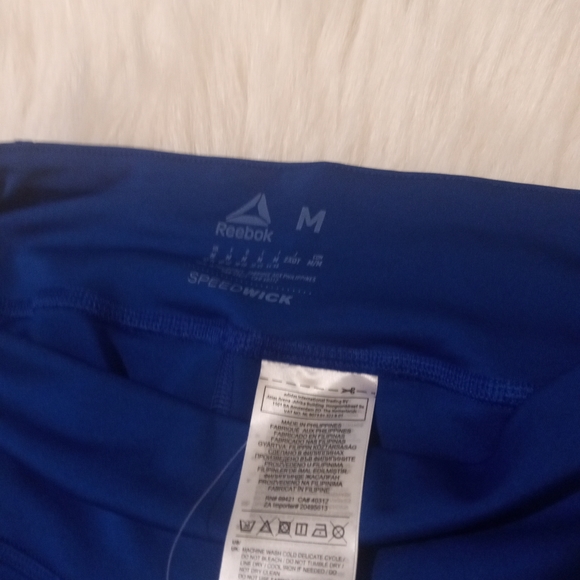 Reebok - Picture 4 of 4